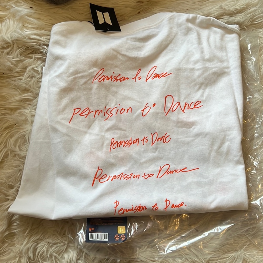 BTS PTD T-shirt